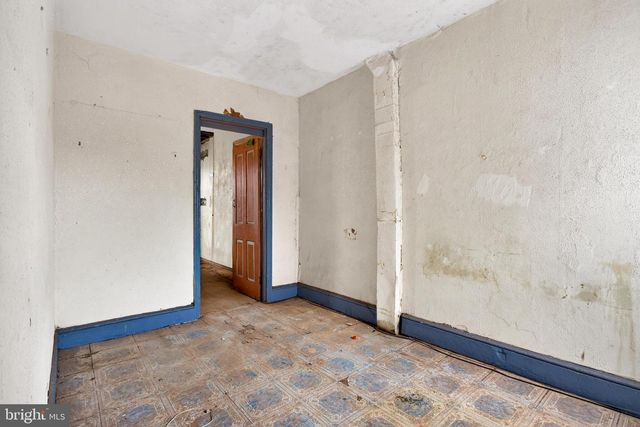 2210 W MASTER ST, Philadelphia, PA 19121