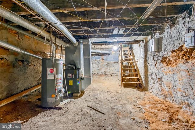 2210 W MASTER ST, Philadelphia, PA 19121