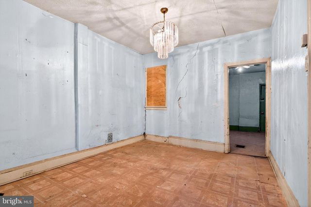 2210 W MASTER ST, Philadelphia, PA 19121