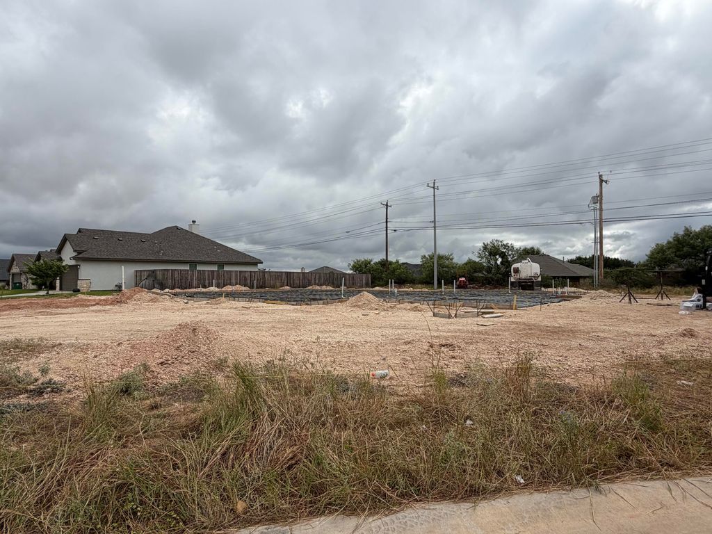 Image 1 of property listing at 5642 Slayde Street, San Angelo, TX 76904