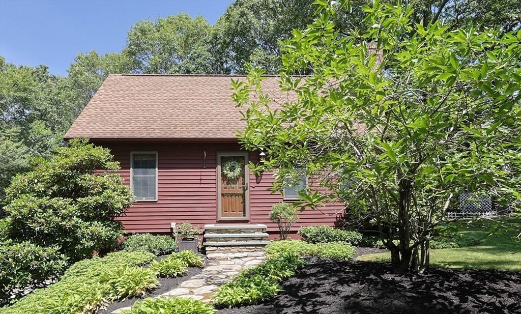 77 Dodge Rd, Sutton, MA 01590