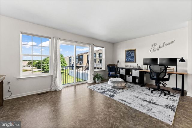 24 CECILY WAY, Ranson, WV 25438