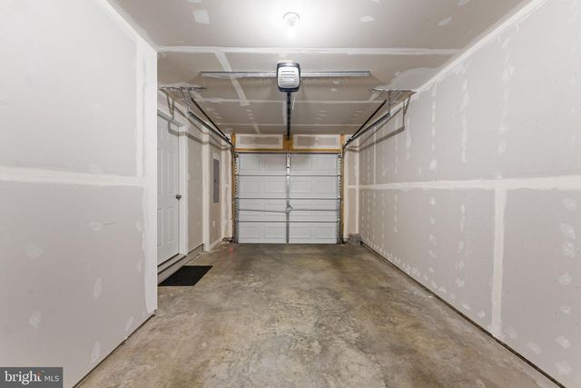 24 CECILY WAY, Ranson, WV 25438
