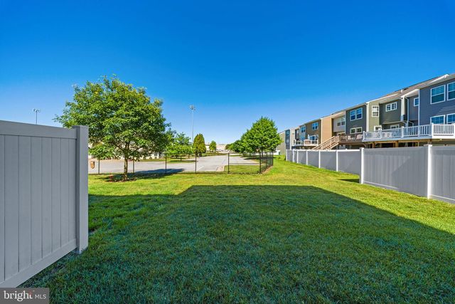 24 CECILY WAY, Ranson, WV 25438