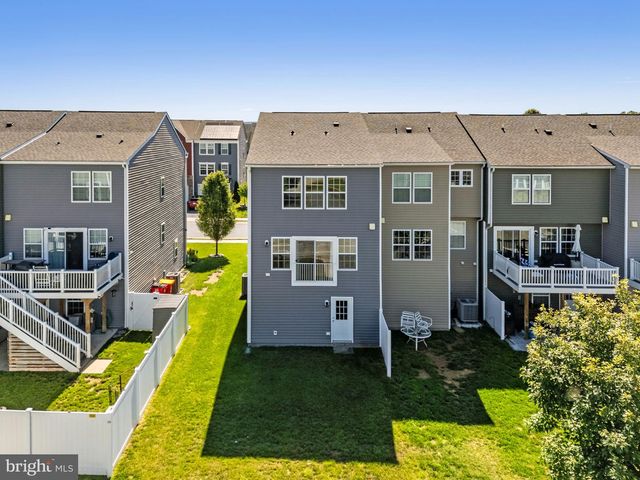 24 CECILY WAY, Ranson, WV 25438