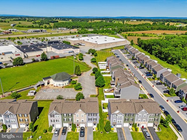 24 CECILY WAY, Ranson, WV 25438