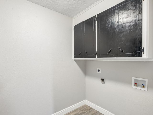 2921 Oak Drive, Dickinson, TX 77539