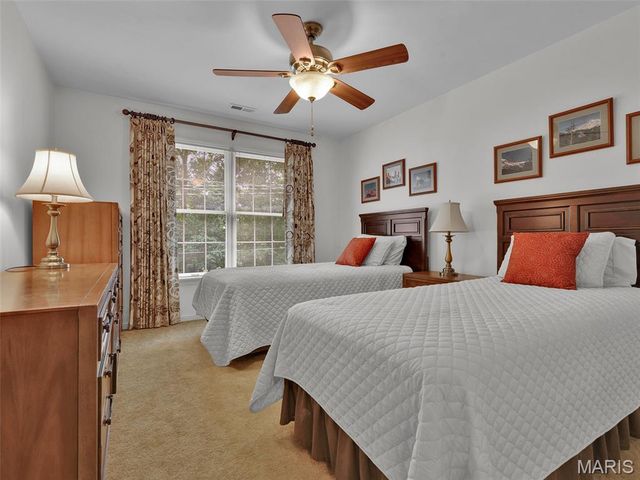 208 Ambridge Court 206, Chesterfield, MO 63017