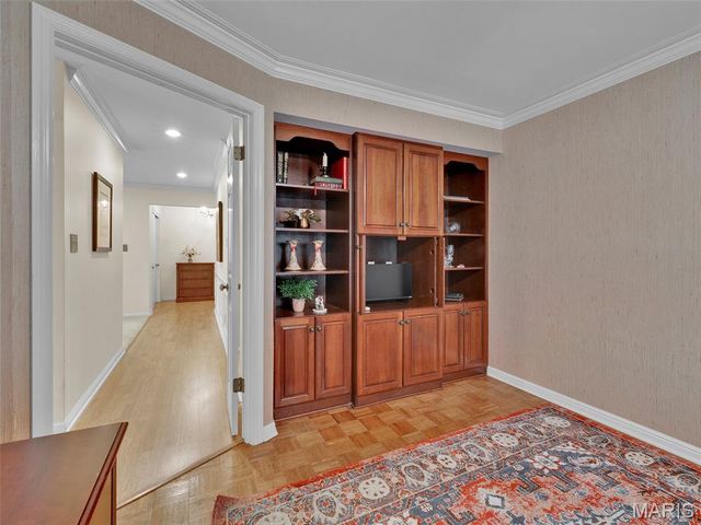 208 Ambridge Court 206, Chesterfield, MO 63017