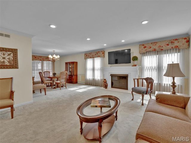 208 Ambridge Court 206, Chesterfield, MO 63017