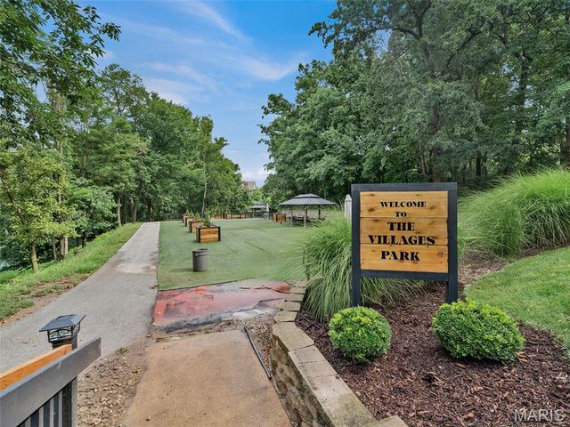 208 Ambridge Court 206, Chesterfield, MO 63017