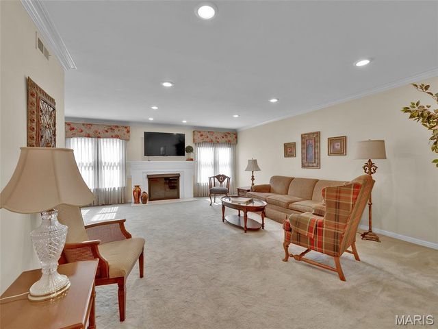 208 Ambridge Court 206, Chesterfield, MO 63017