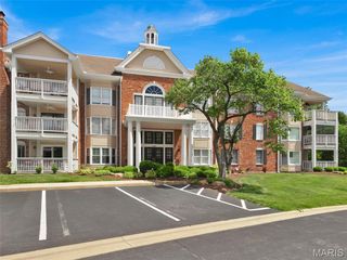 208 Ambridge Court 206, Chesterfield, MO 63017