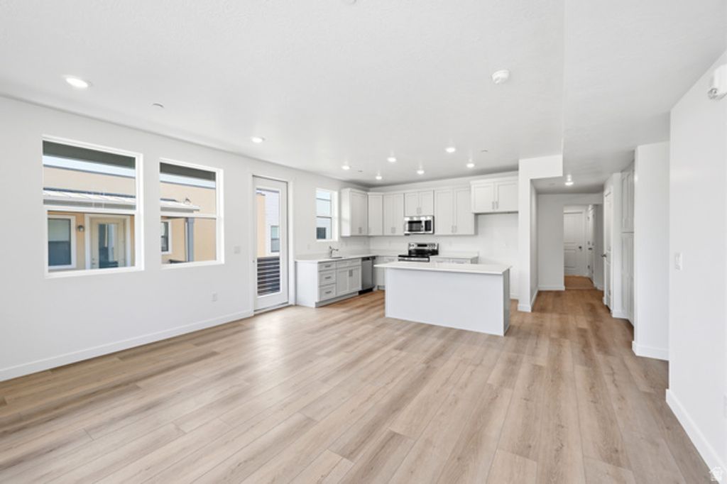 8333 S IRIS LUMI LN #302, Midvale, UT 84047 — exterior