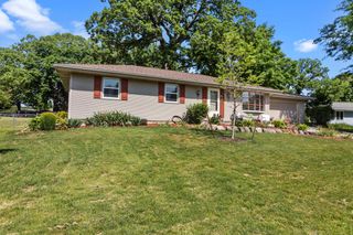 327 W Wisconsin STREET, Delavan, WI 53115