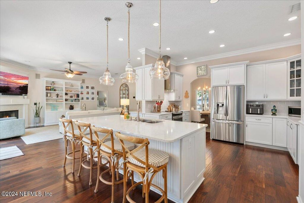 Image 12 of property listing at 112 BUCK ISLAND Court, Ponte Vedra Beach, FL 32082