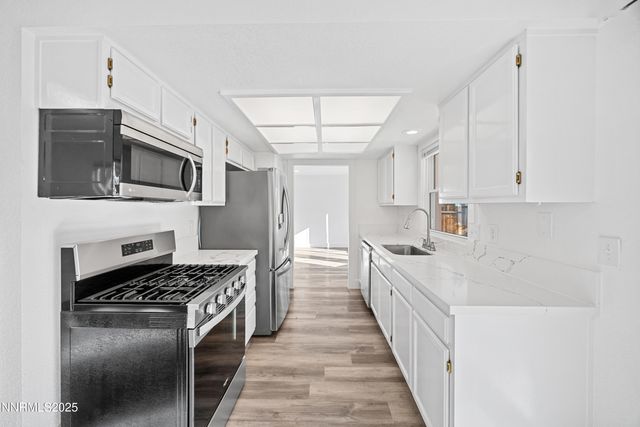 1290 Highgate Court, Sparks, NV 89434