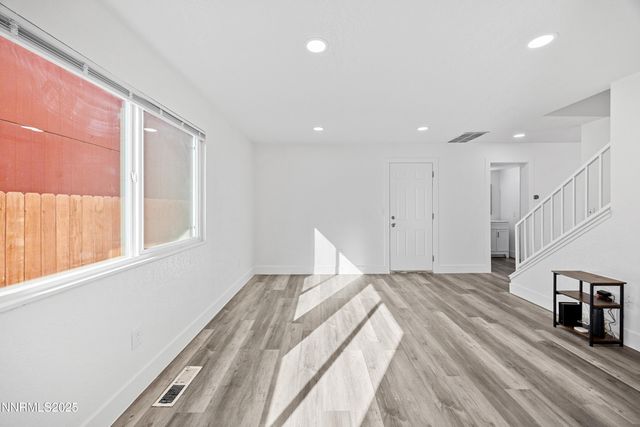 1290 Highgate Court, Sparks, NV 89434