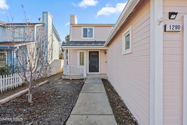 1290 Highgate Court, Sparks, NV 89434