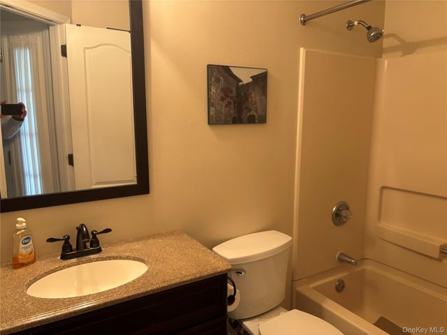 131 Elmcrest Drive, Fishkill, NY 12524
