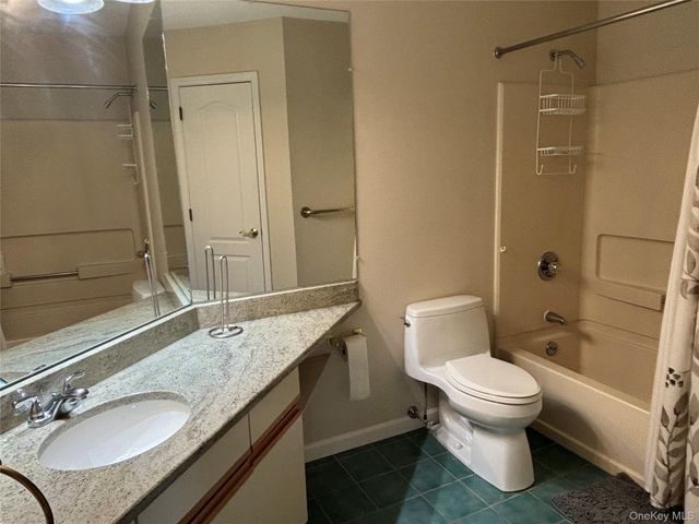 131 Elmcrest Drive, Fishkill, NY 12524