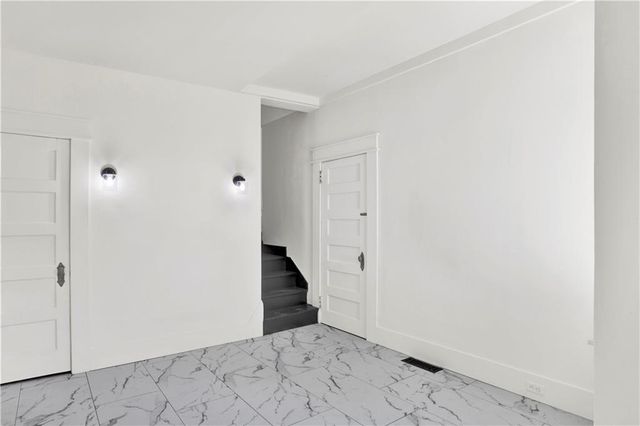 255 West Street, Mobile, AL 36604