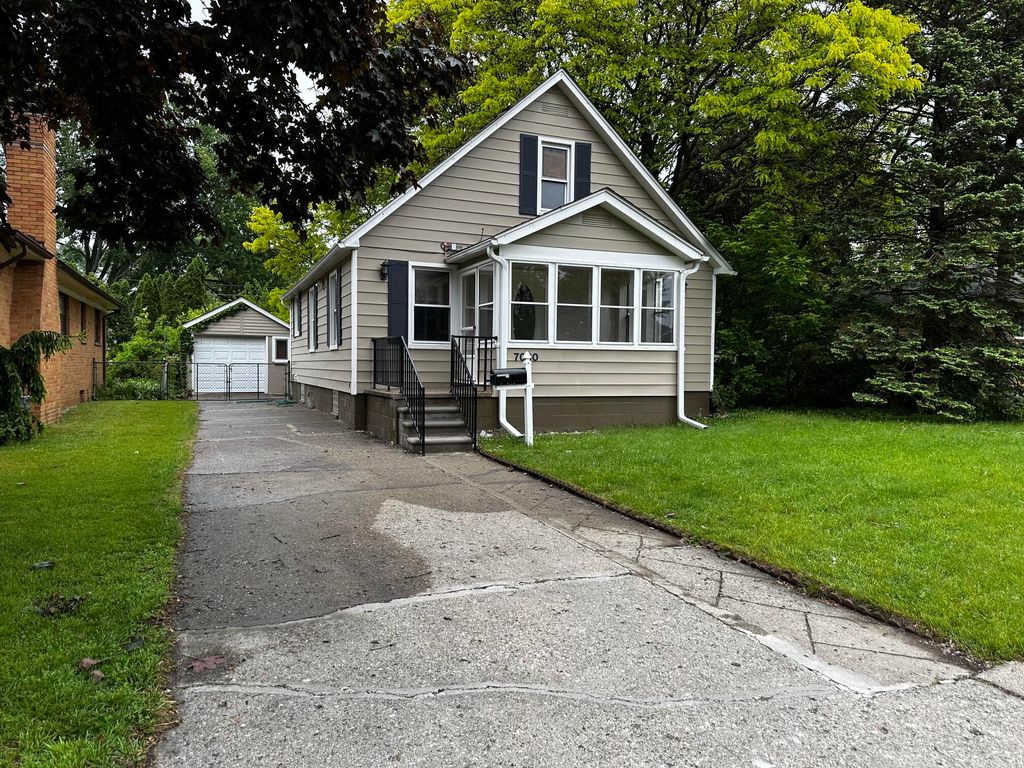 7080 Highview Street, Dearborn Heights City, MI 48127