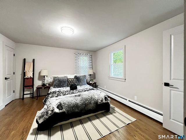 32 Forest Court North, Hamden, CT 06518