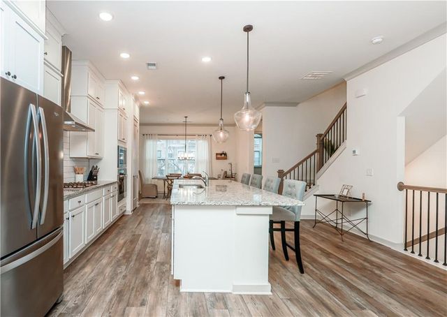 810 Kenway Avenue, Alpharetta, GA 30076