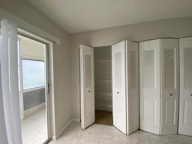 152 CAMDEN G, West Palm Beach, FL 33417