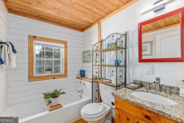 325 Austin Street, Blue Ridge, GA 30513