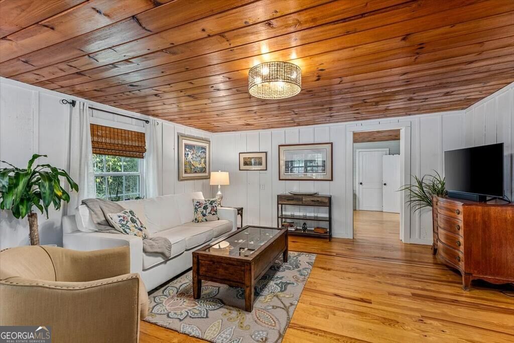 325 Austin Street, Blue Ridge, GA 30513 — photo 4