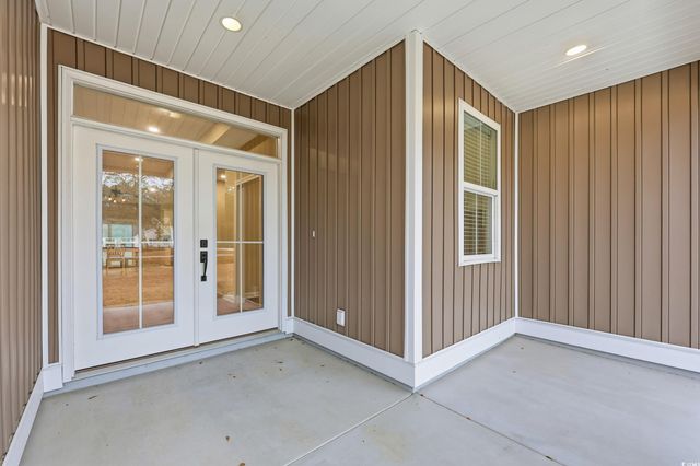 214 Carolina Dr., Loris, SC 29569