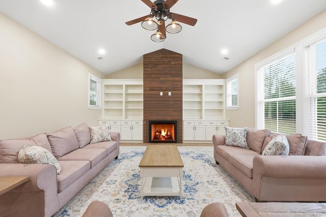 214 Carolina Dr., Loris, SC 29569