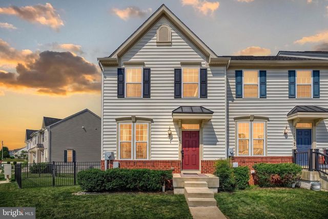 7937 ERINVALE LN, Seven Valleys, PA 17360