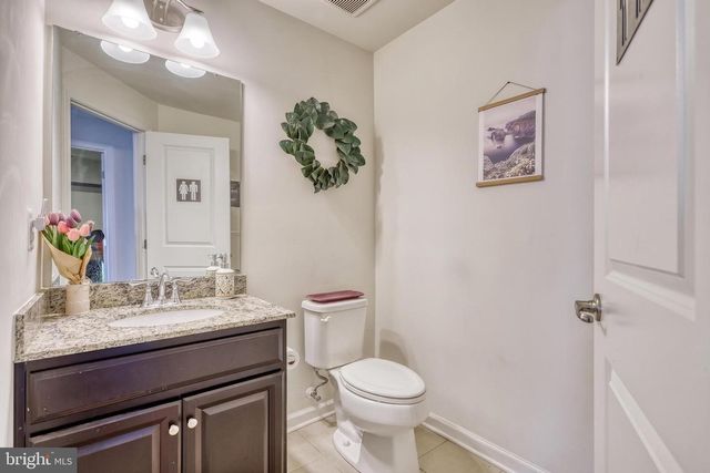 7937 ERINVALE LN, Seven Valleys, PA 17360