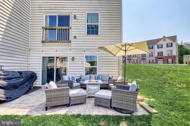 7937 ERINVALE LN, Seven Valleys, PA 17360