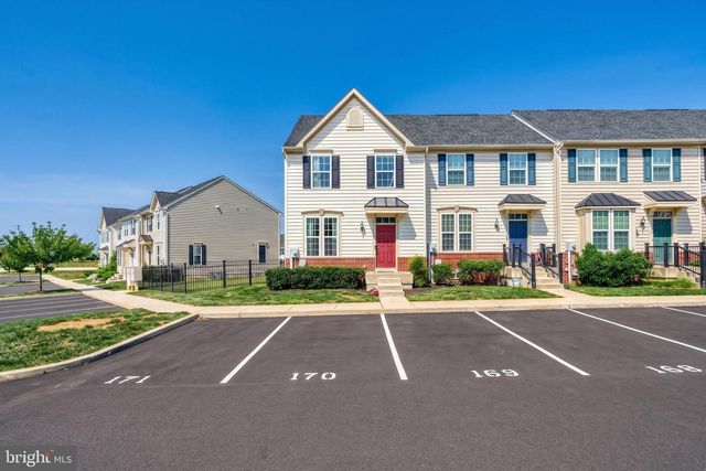 7937 ERINVALE LN, Seven Valleys, PA 17360