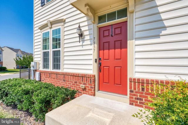 7937 ERINVALE LN, Seven Valleys, PA 17360