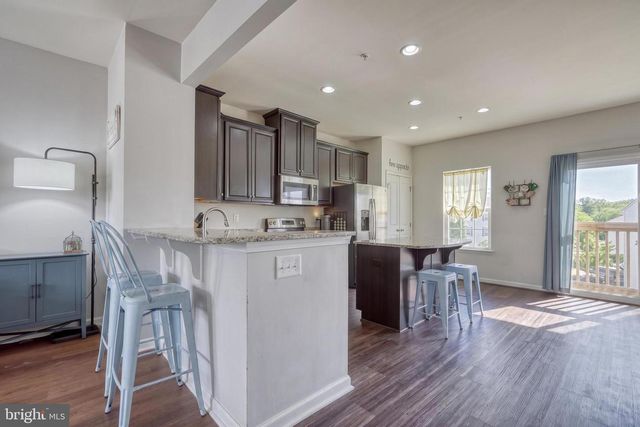 7937 ERINVALE LN, Seven Valleys, PA 17360