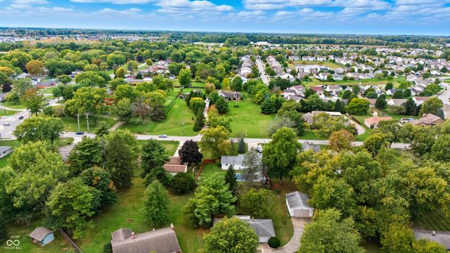 5851 S Franklin Road, Indianapolis, IN 46239