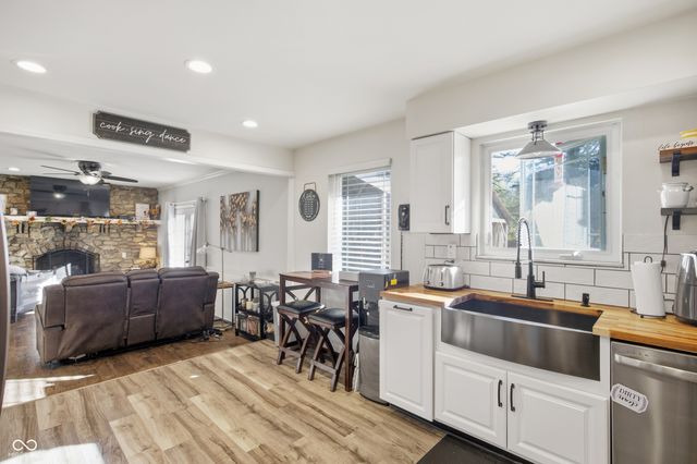 5851 S Franklin Road, Indianapolis, IN 46239