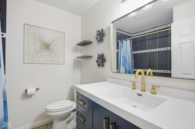5851 S Franklin Road, Indianapolis, IN 46239