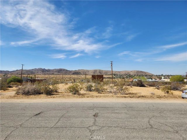 61665 Division, Joshua Tree, CA 92252