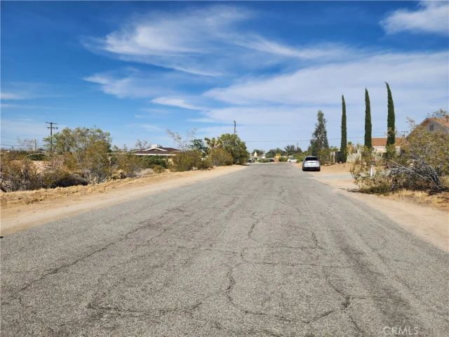 61665 Division, Joshua Tree, CA 92252
