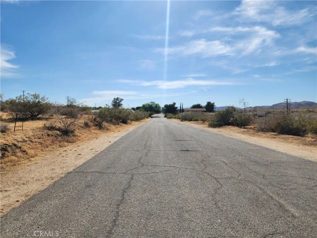 61665 Division, Joshua Tree, CA 92252