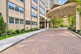 102-30 66th Road # 17E, Forest Hills, NY 11375
