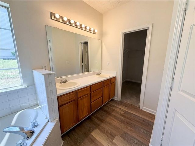 835 Shadow Lake Drive, Lithonia, GA 30058