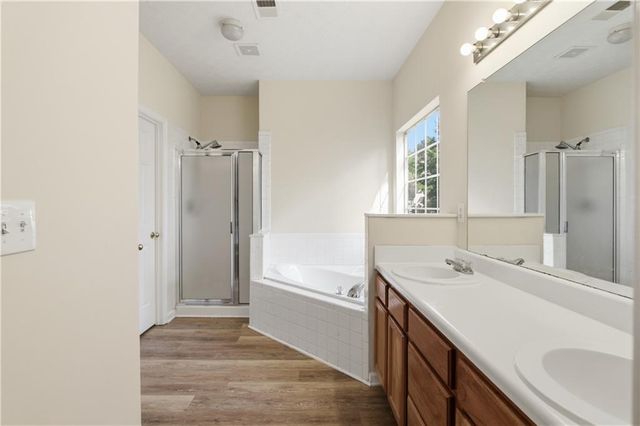 835 Shadow Lake Drive, Lithonia, GA 30058