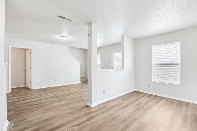 13355 Heroic Way, Fishers, IN 46037